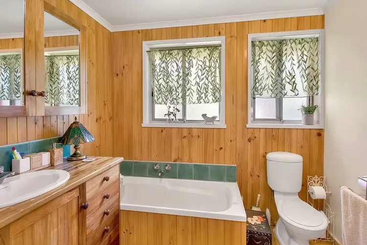 Seventh view of Homely house listing, 9 Thompson Street, Bright VIC 3741