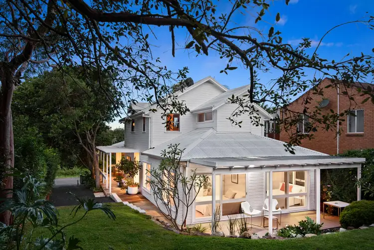 40 Beach Drive, Killcare NSW 2257