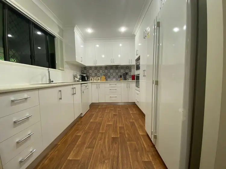 Sixth view of Homely house listing, 7 Mapley Court, Sarina QLD 4737