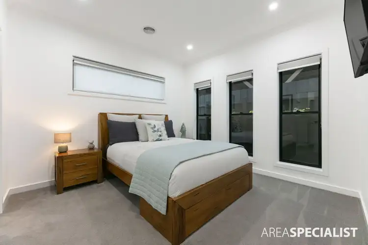 Fifth view of Homely unit listing, 2/17 Odessa Avenue, Keilor Downs VIC 3038