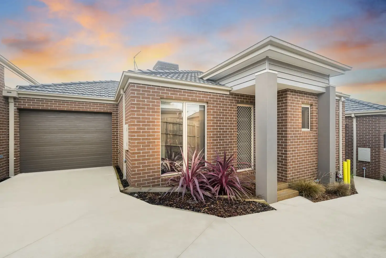 Main view of Homely unit listing, 3/12 Park View Road, Drouin VIC 3818