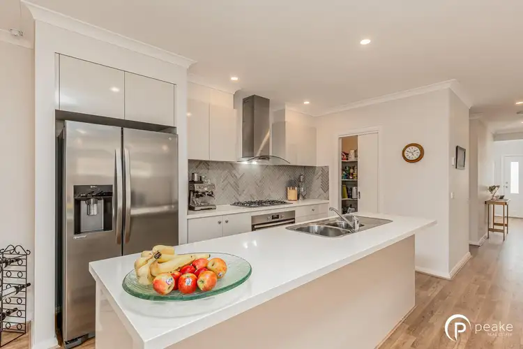 Second view of Homely house listing, 7 Bronte Boulevard, Officer VIC 3809