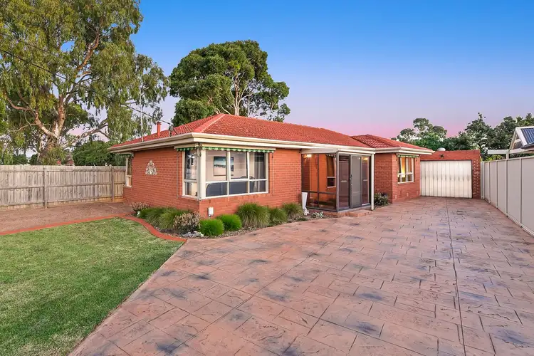 Second view of Homely house listing, 9 Filer Court, Keysborough VIC 3173