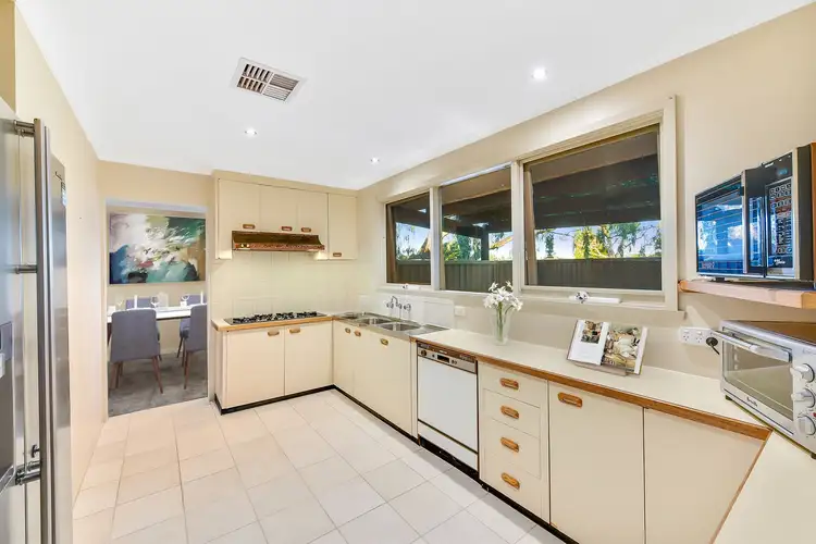 Sixth view of Homely house listing, 9 Filer Court, Keysborough VIC 3173