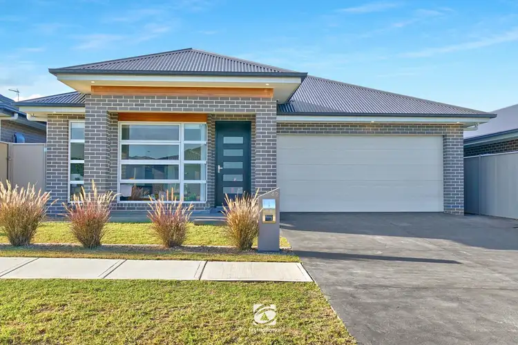 42 Harland Road, Spring Farm NSW 2570