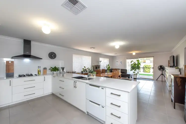 5 Greenfield Crescent, Caversham WA 6055