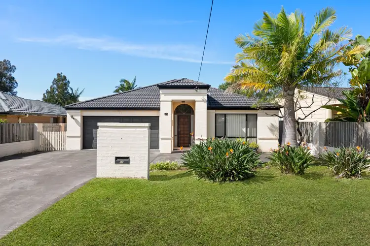 65 Sierra Avenue, Bateau Bay NSW 2261