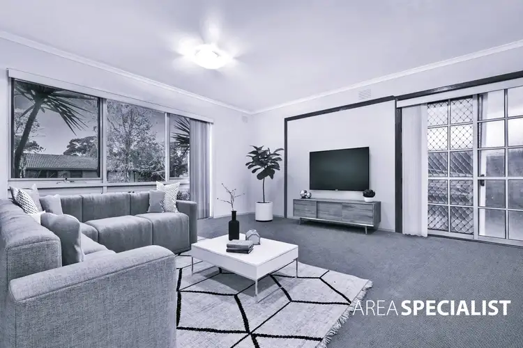 39 Oakwood Drive, Keysborough VIC 3173