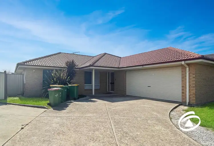 12 Lorikeet Court
