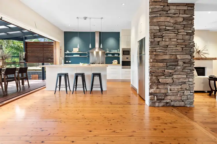 21 Canoon Road, Turramurra NSW 2074