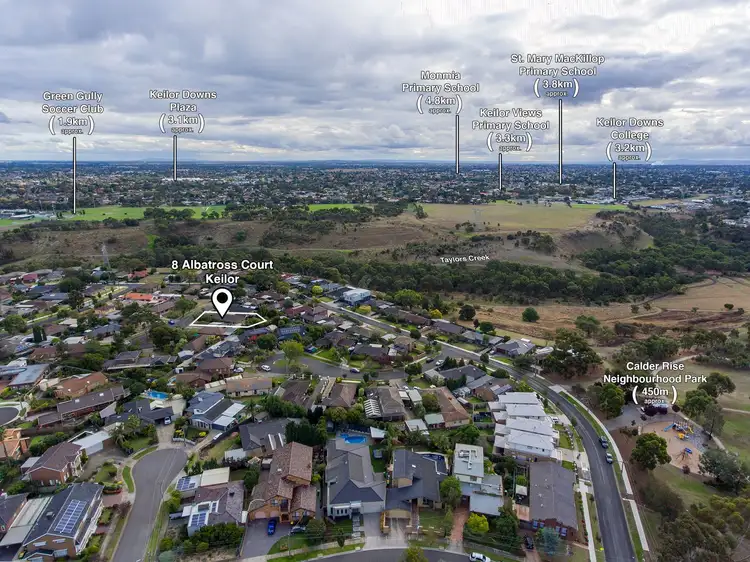 Second view of Homely house listing, 8 Albatross Court, Keilor VIC 3036