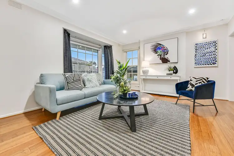 17 Glencannon Crescent, Clayton South VIC 3169