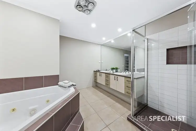 Fifth view of Homely house listing, 29 Nullarbor Place, Caroline Springs VIC 3023