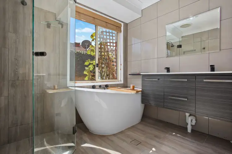 Third view of Homely house listing, 21 Laura Close, Bargo NSW 2574