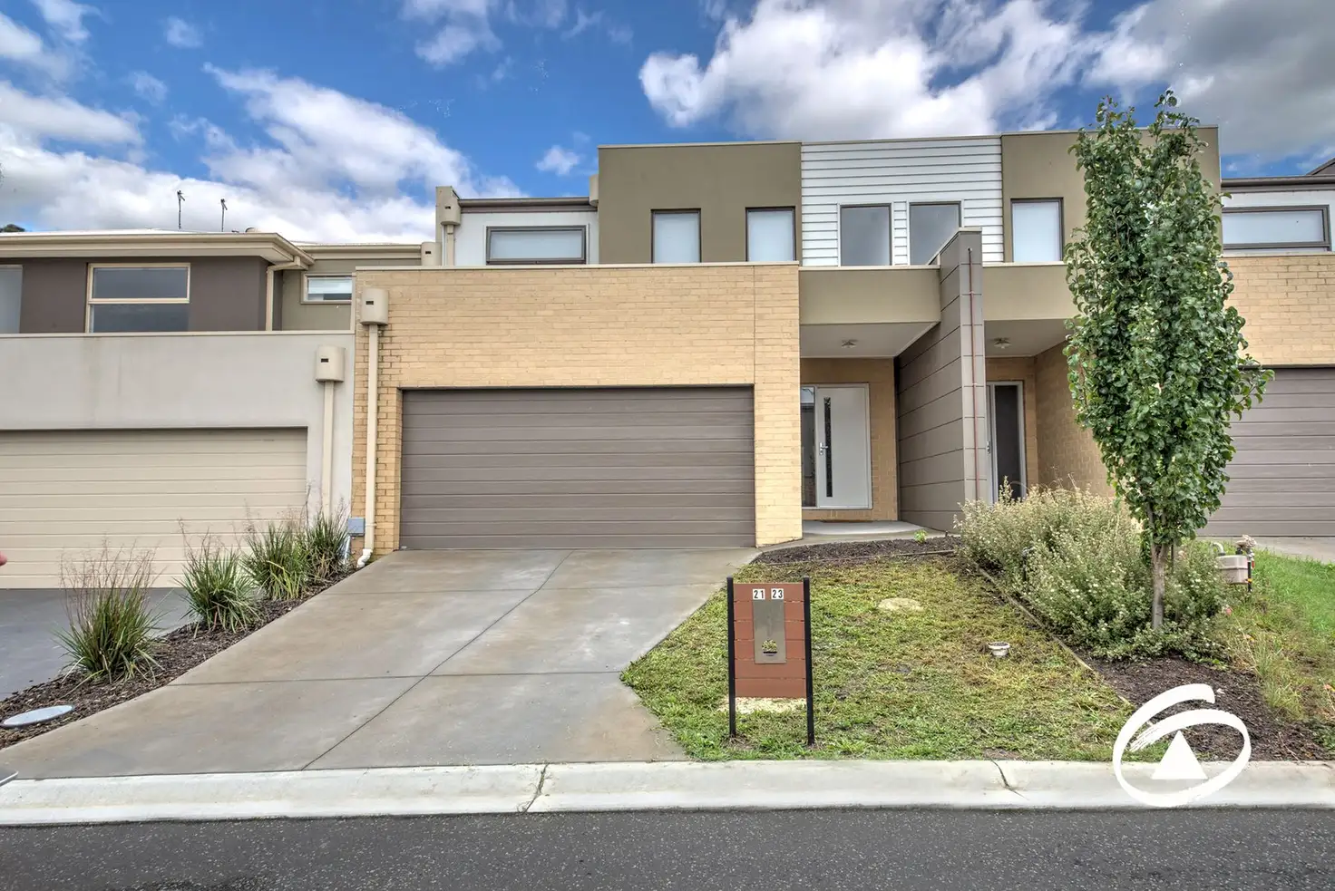 Main view of Homely townhouse listing, 21/23 Atlantic Drive, Pakenham VIC 3810