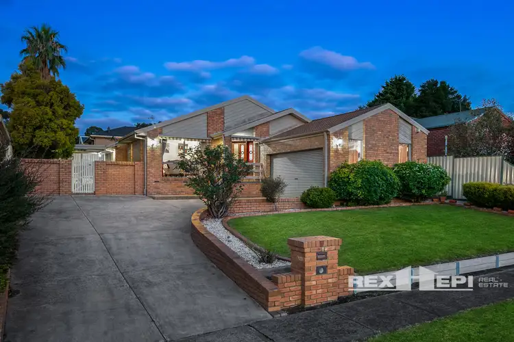 5 Eva Court, Hallam VIC 3803