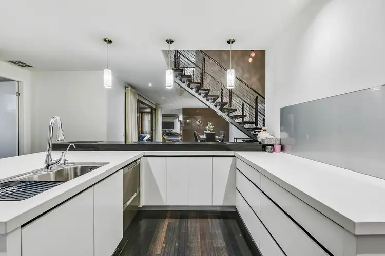 Fifth view of Homely house listing, 10 Yaralla Court, Keysborough VIC 3173