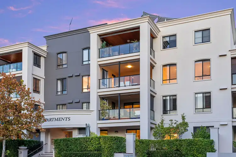 11/25 Haig Park Circle, East Perth WA 6004