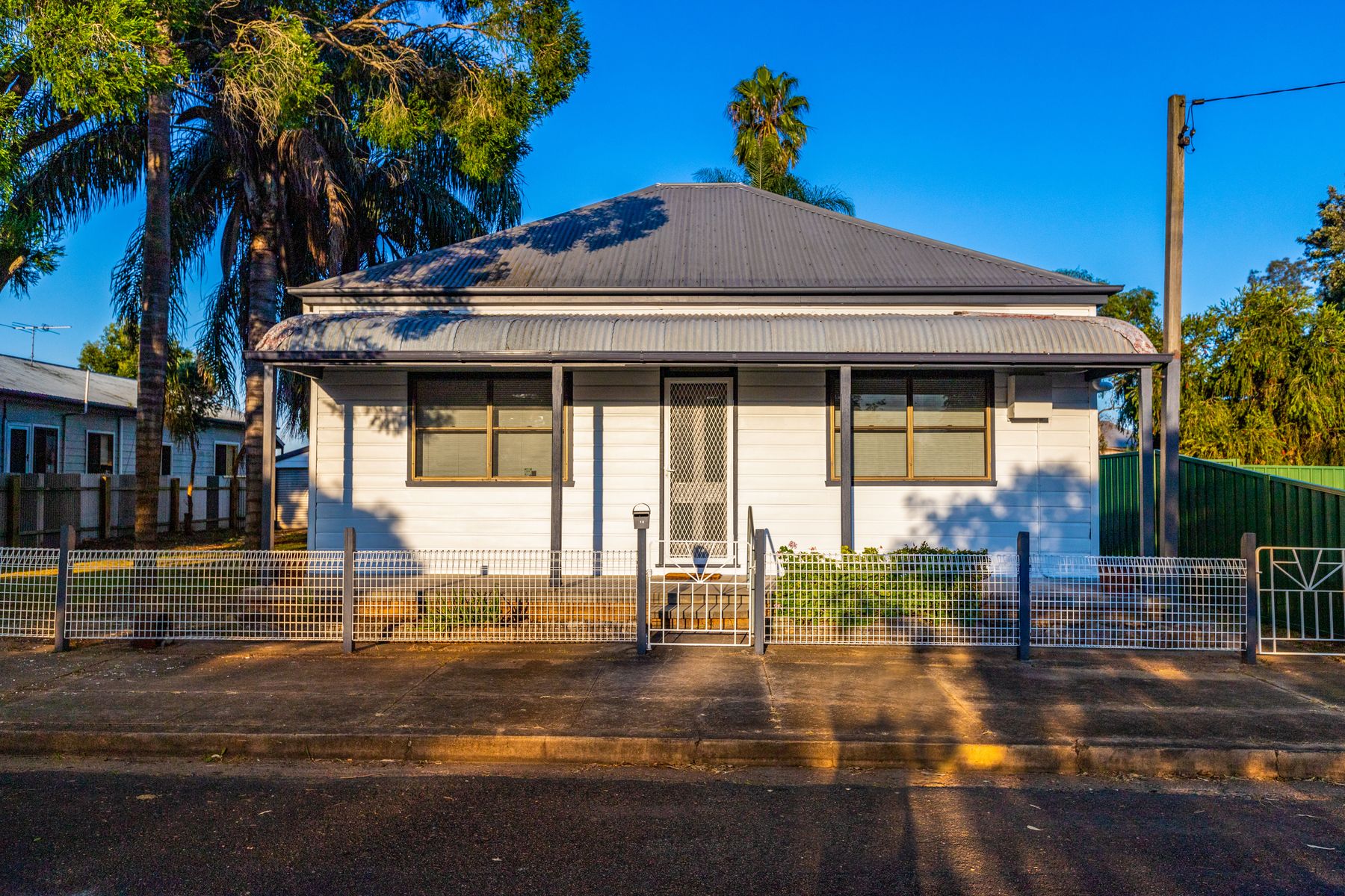 16 Portland Street, Horseshoe Bend NSW 2320