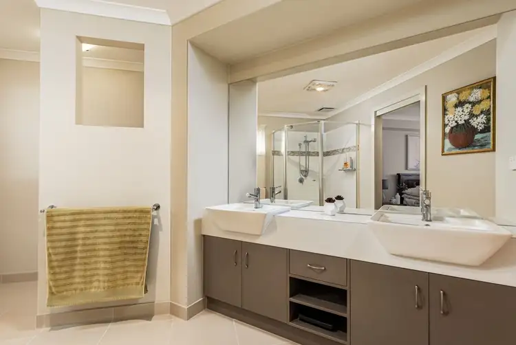 Fifth view of Homely house listing, 5 Duce Street, Cranbourne East VIC 3977
