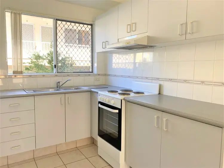 Third view of Homely apartment listing, 5/25 Darrambal Street, Chevron Island QLD 4217