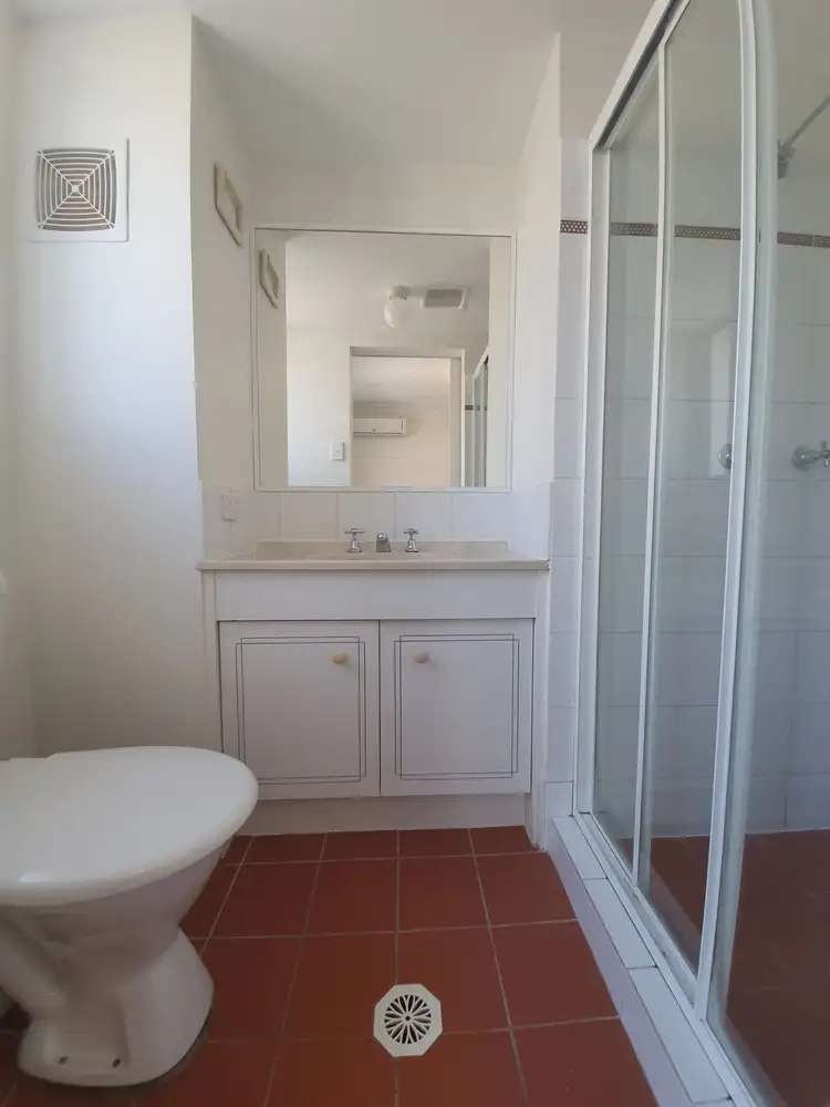 Seventh view of Homely apartment listing, 5/25 Darrambal Street, Chevron Island QLD 4217