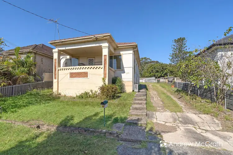 305 Old Pacific Highway, Swansea NSW 2281