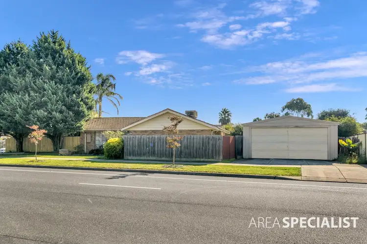Second view of Homely house listing, 7 Willow Drive, Hampton Park VIC 3976
