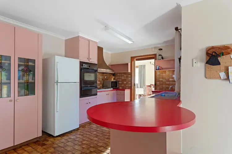 Sixth view of Homely house listing, 8 Park Avenue, Golden Square VIC 3555