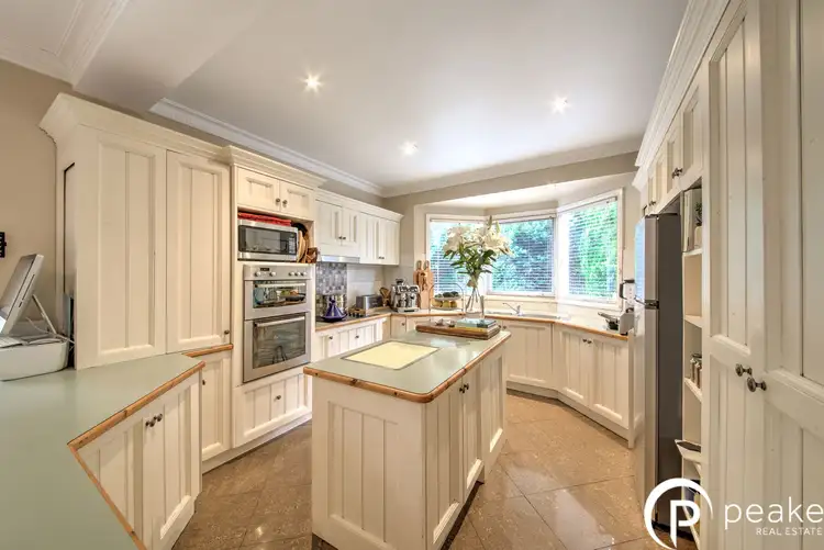 Fourth view of Homely house listing, 4 Camdon Gardens, Berwick VIC 3806