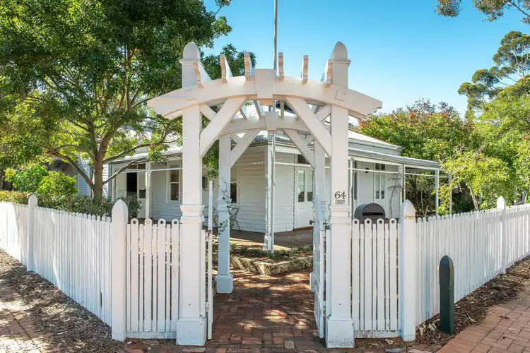 64 Swan Street, Guildford WA 6055