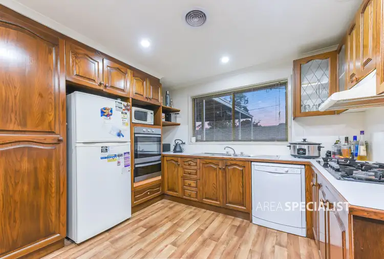 Fourth view of Homely unit listing, 1/7 Rosalie Avenue, Cranbourne VIC 3977