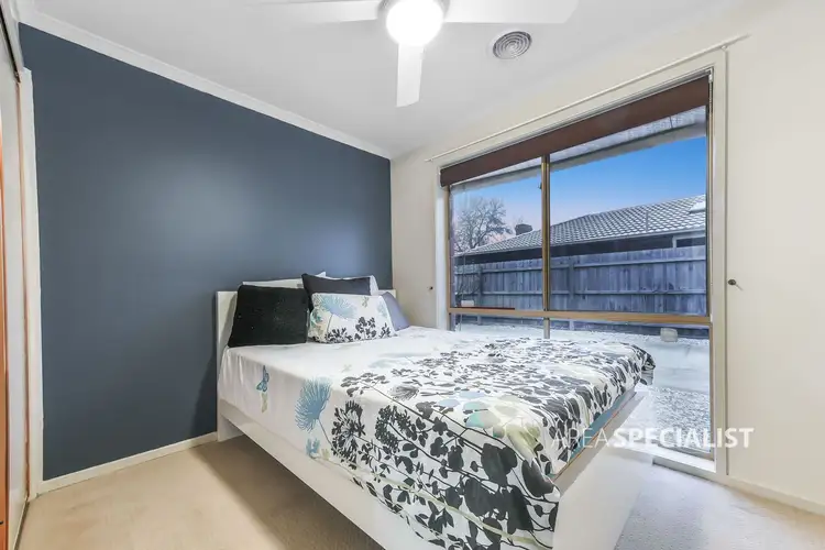 Sixth view of Homely unit listing, 1/7 Rosalie Avenue, Cranbourne VIC 3977