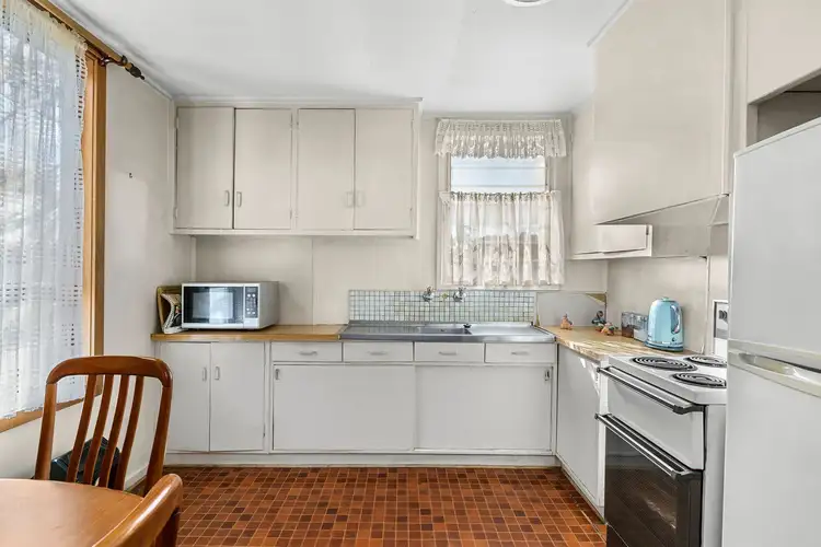 Sixth view of Homely house listing, 3 Munro Court, Korumburra VIC 3950