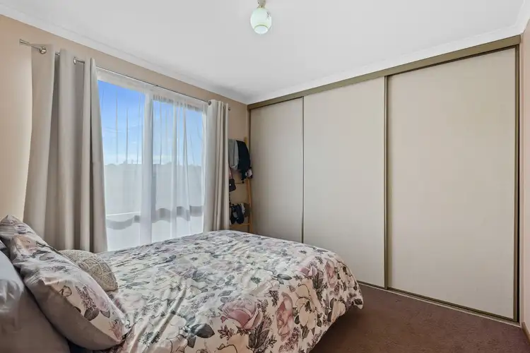 Fifth view of Homely unit listing, 8/9 Crusoe Road, Kangaroo Flat VIC 3555