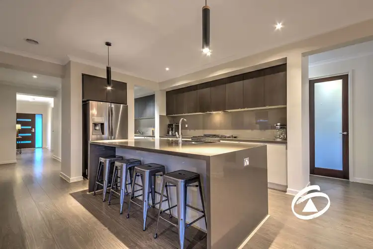 Second view of Homely house listing, 4 Macreadie Drive, Berwick VIC 3806