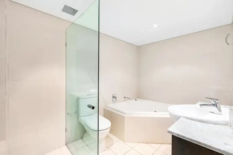 Sixth view of Homely apartment listing, 1/2-4 Benelong Crescent, Bellevue Hill NSW 2023