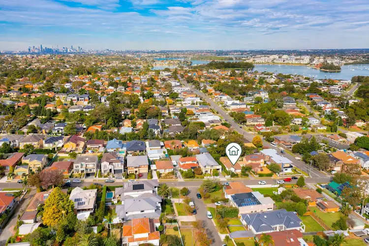 Fifth view of Homely house listing, 32 Regent Street, Putney NSW 2112
