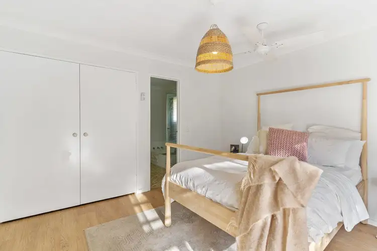 Fourth view of Homely semi-detached listing, 6A Madana Place, Craigie WA 6025