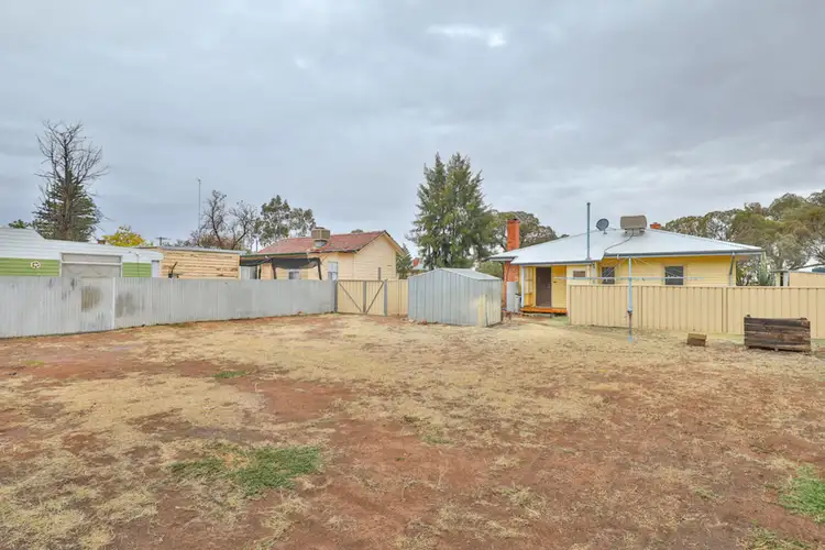 Second view of Homely house listing, 4 Loddon Avenue, Red Cliffs VIC 3496