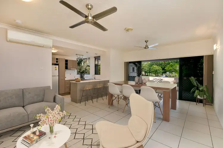 2/172 McLeod Street, Cairns North QLD 4870