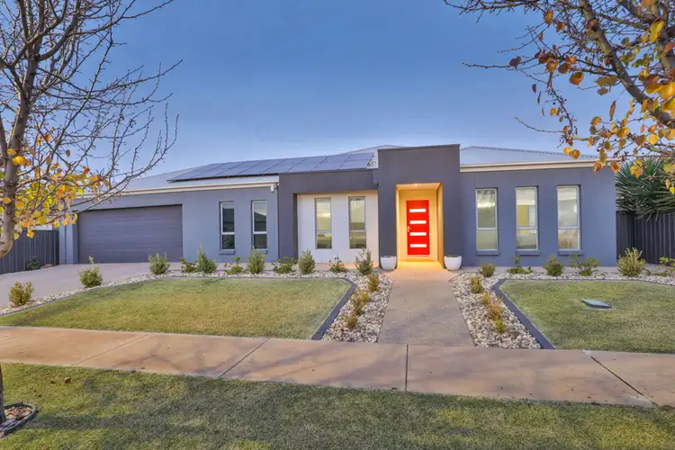 2 Peter John Court, Mildura VIC 3500