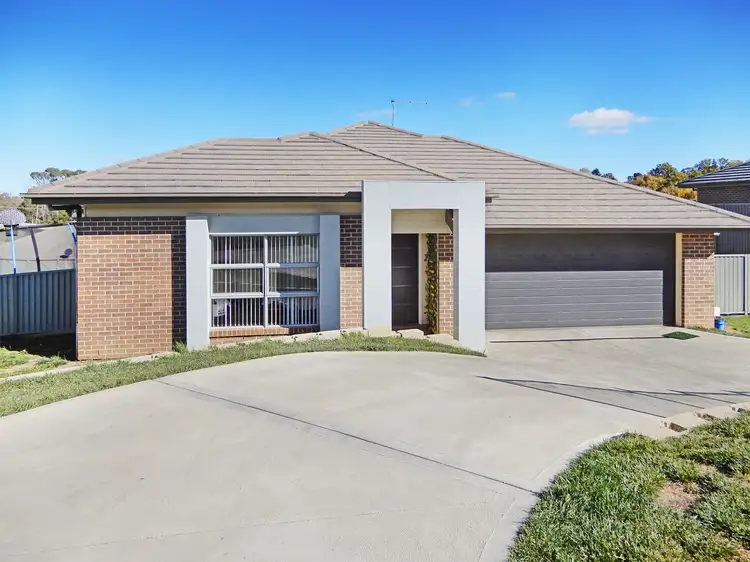 4 Stevenson Close, Oberon NSW 2787