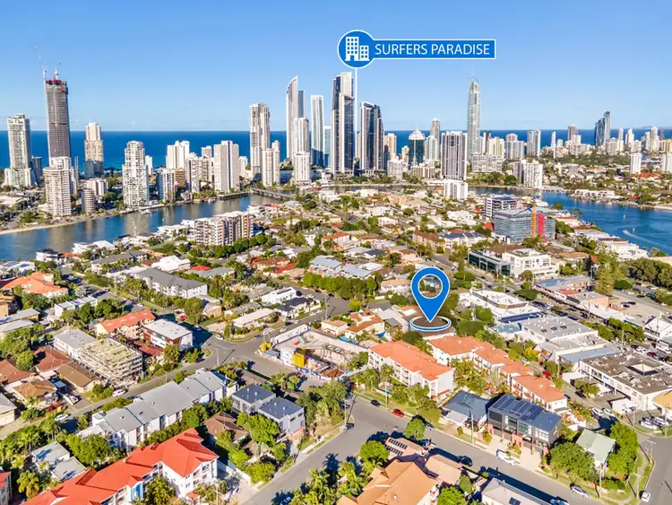 11/3-5 Barranbali Street, Chevron Island QLD 4217