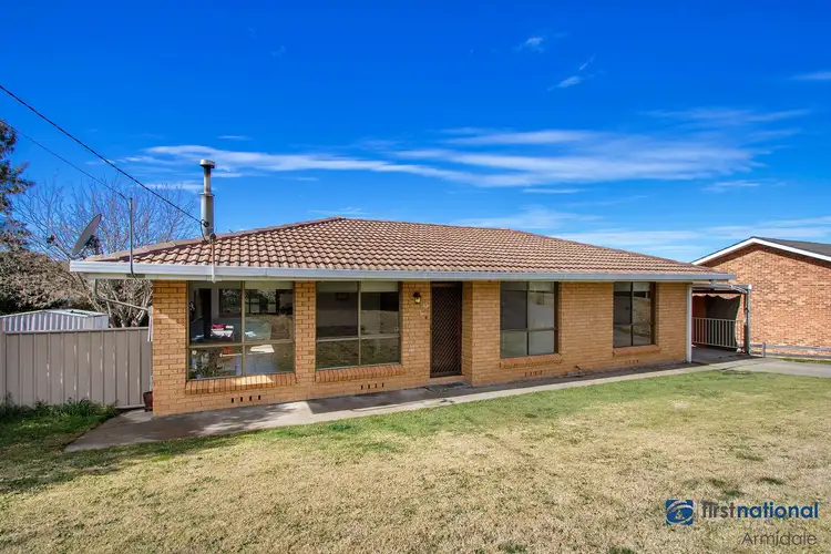 7 Douglas, Armidale NSW 2350