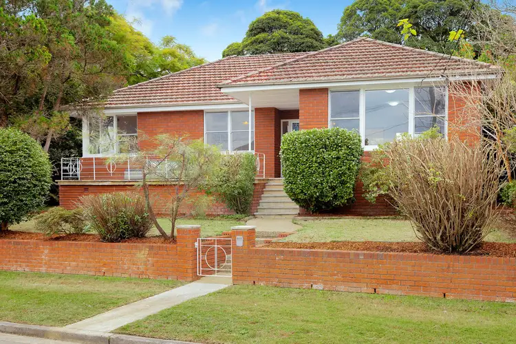 13 Myee Crescent, Lane Cove NSW 2066