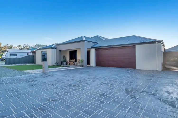 42 Wilson Road, Pinjarra WA 6208
