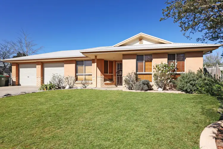10 Roxburgh Drive, Kelso NSW 2795