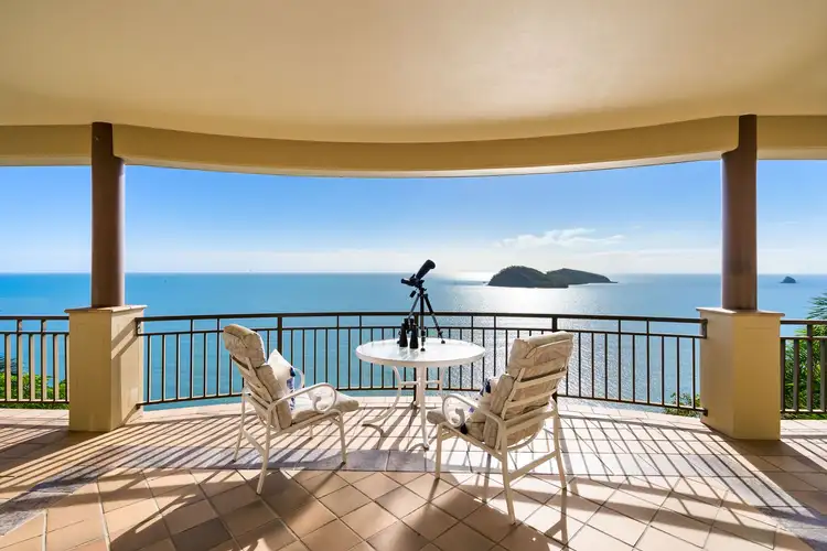 2/17 Colonel Cummings Drive, Palm Cove QLD 4879