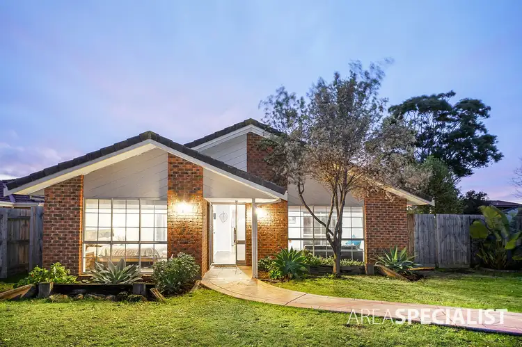 55 Lawless Drive, Cranbourne North VIC 3977
